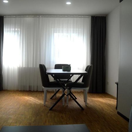 Rosbacher Nun Residenz Rosbach vor der Hohe Ngoại thất bức ảnh
